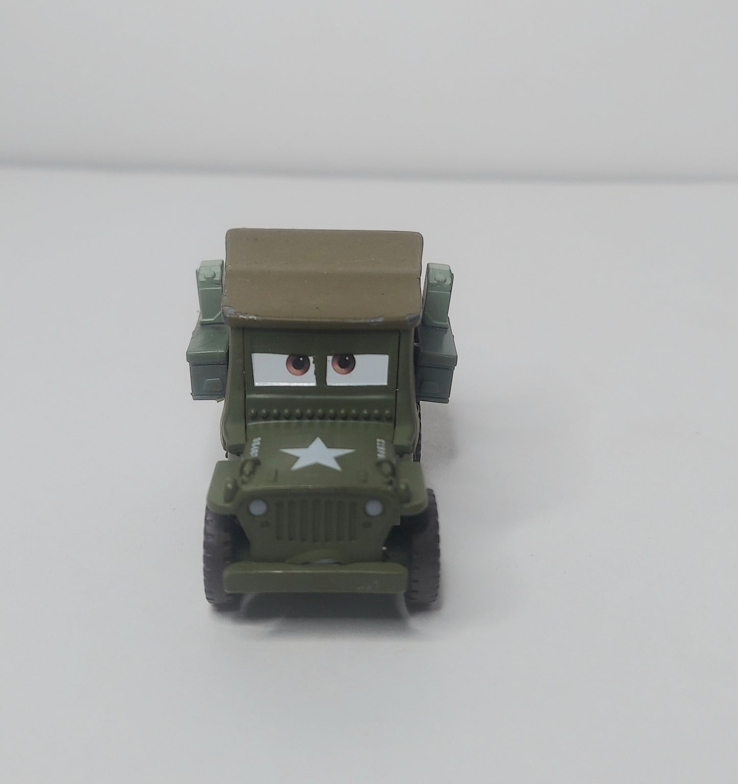 Disney Pixar Cars Road Trip Sarge Army Jeep Rd Tr1p RDTR1P Mattel DPD48