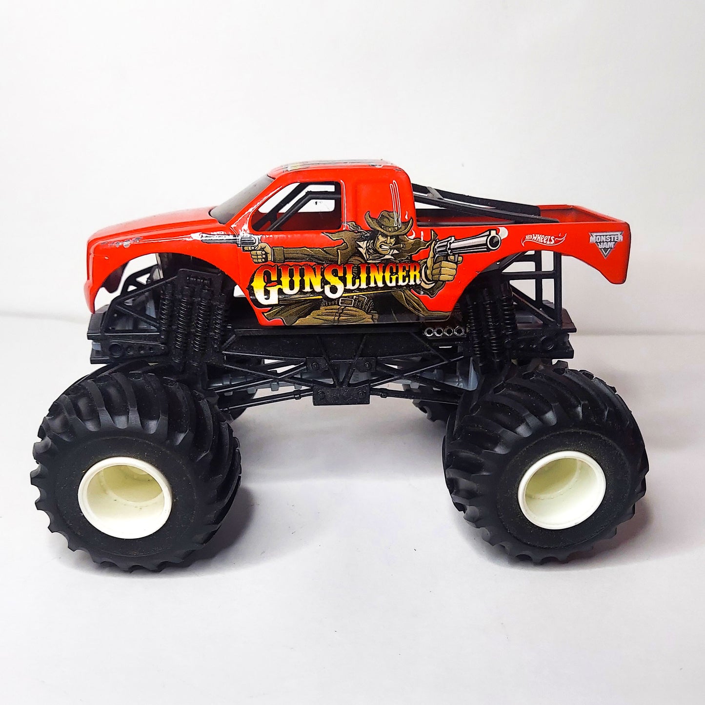 Hot Wheels Monster Jam 1:24 GUNSLINGER