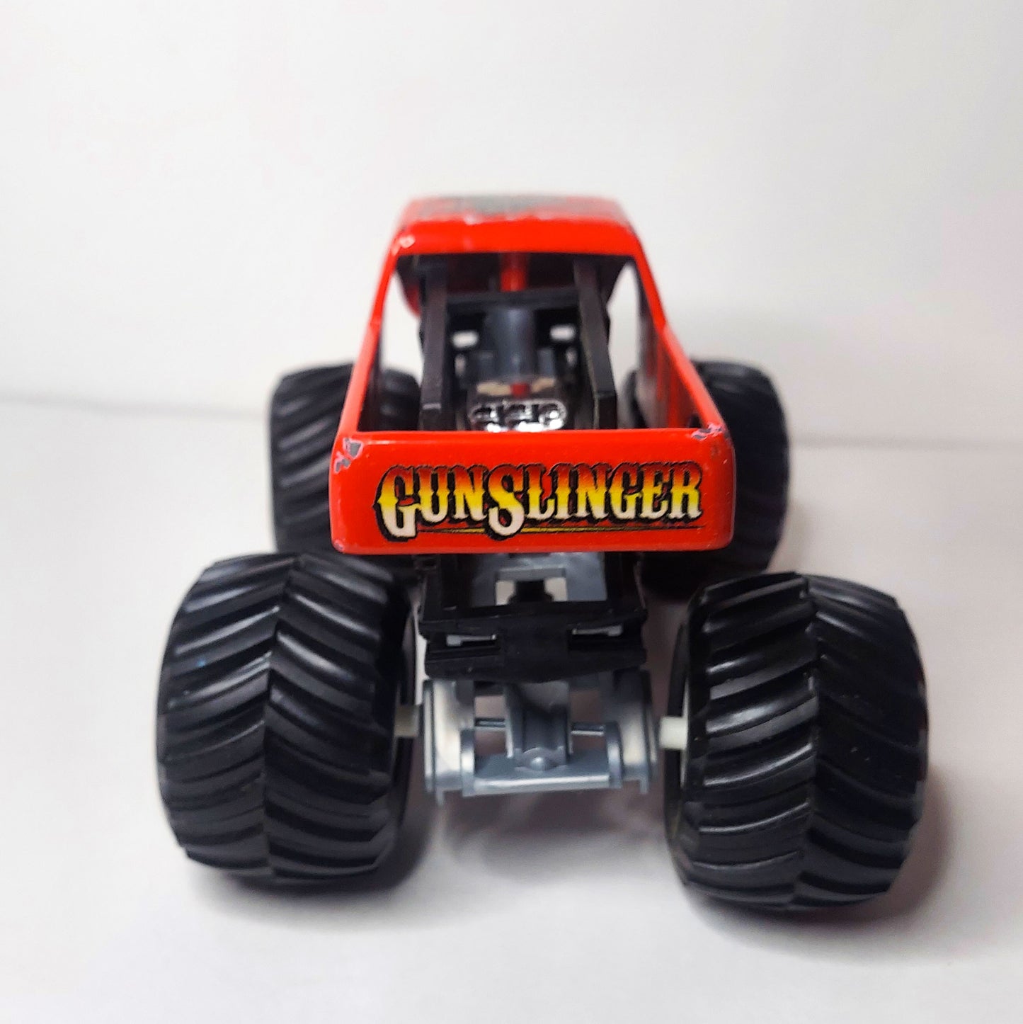 Hot Wheels Monster Jam 1:24 GUNSLINGER