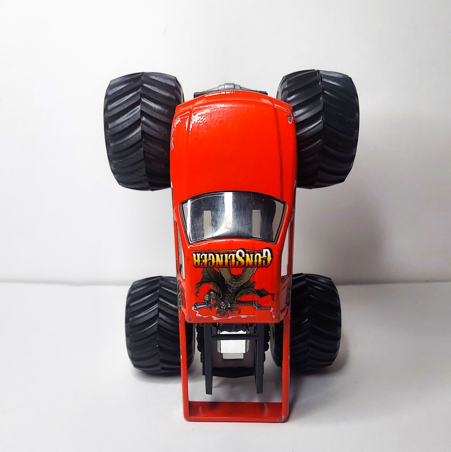 Hot Wheels Monster Jam 1:24 GUNSLINGER