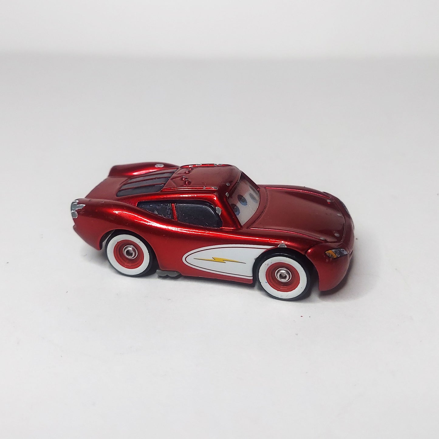 Disney Pixar Cars CRUISIN' MCQUEEN Supercharged (lenticular eyes)