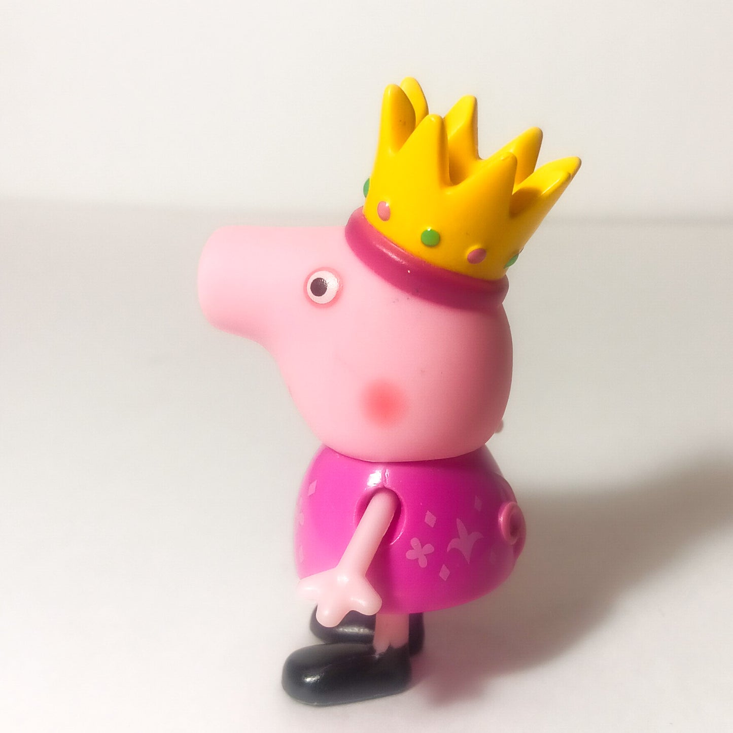 Peppa Pig Royal Family Yellow Princess Crown Pink Dress Figure