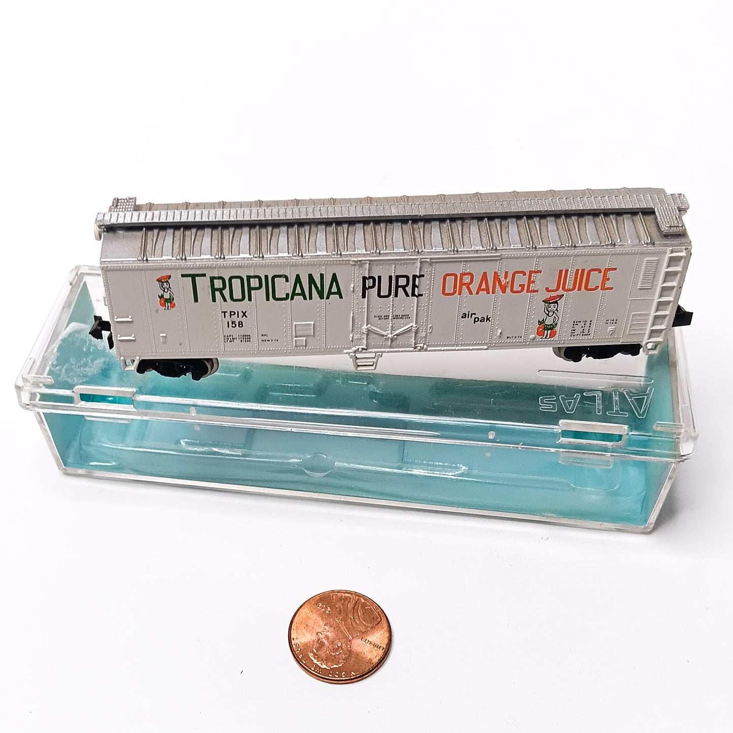 TROPICANA N Scale 62 Insulated Box Car - RN-17225-6