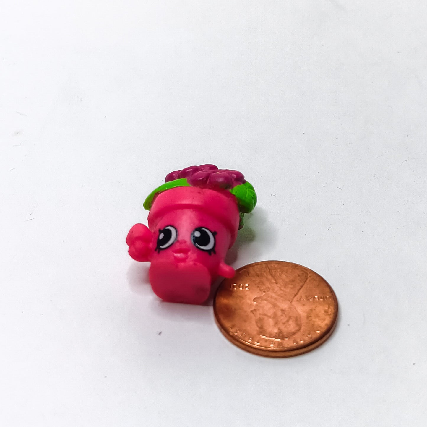 Shopkins Season 4 Peta Plant Red Variant Common