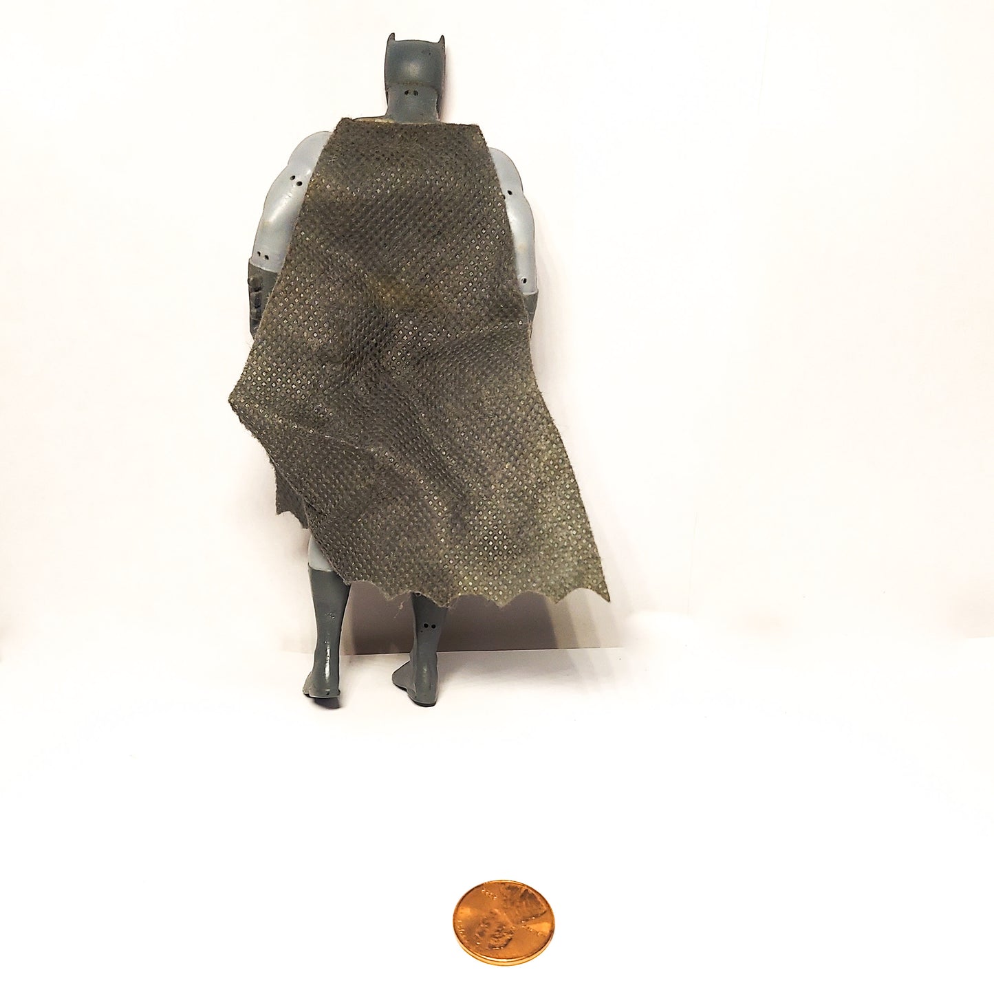 DC Comics Classic Batman Gray Suit Poseable Bendable 5.5in Action Figure Bend Toy