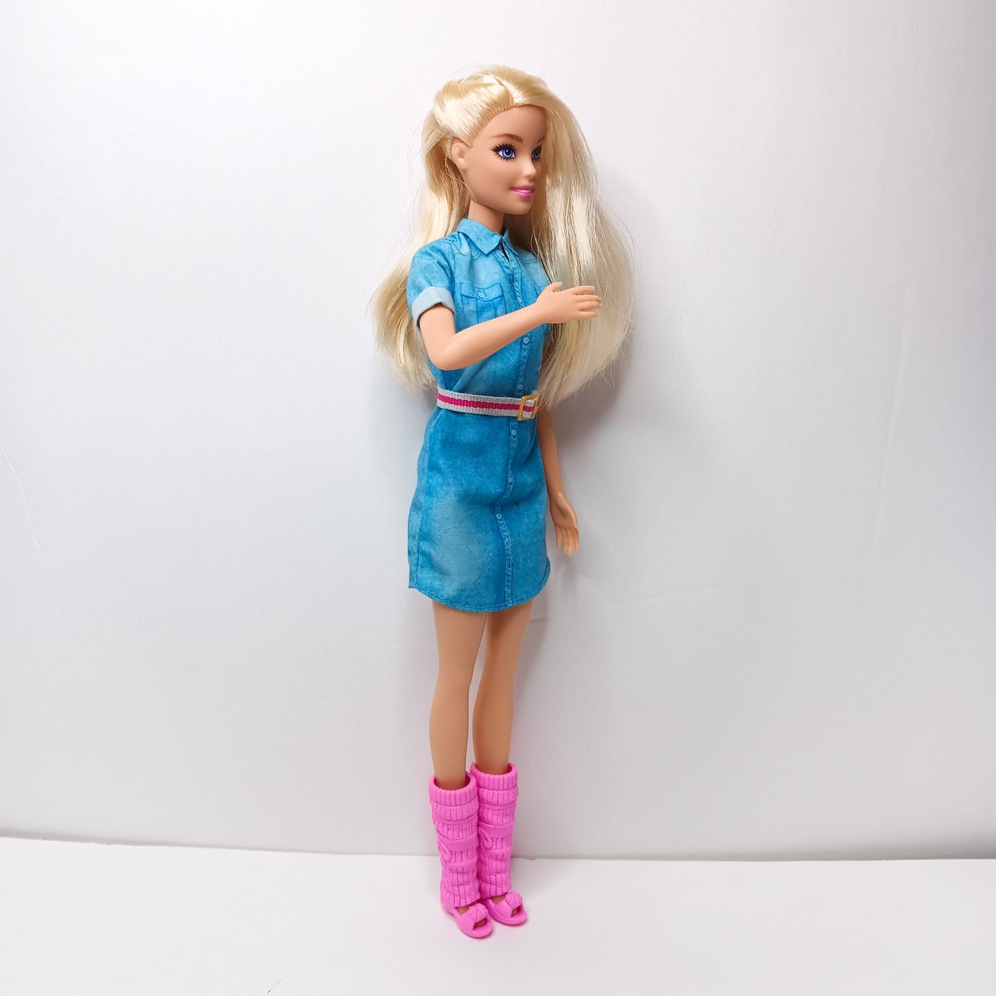 Barbie Malibu Big City, Big Dreams Singing Doll With Music and Lights