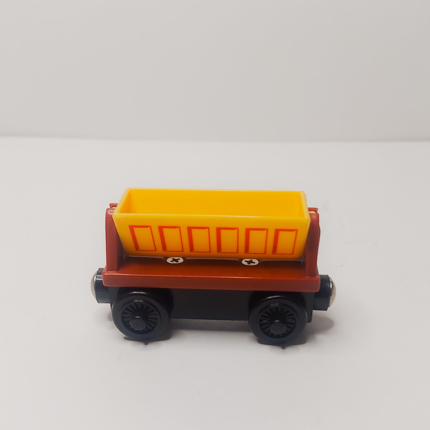 Thomas & Friends Wooden Railway Car DUMPER 2003