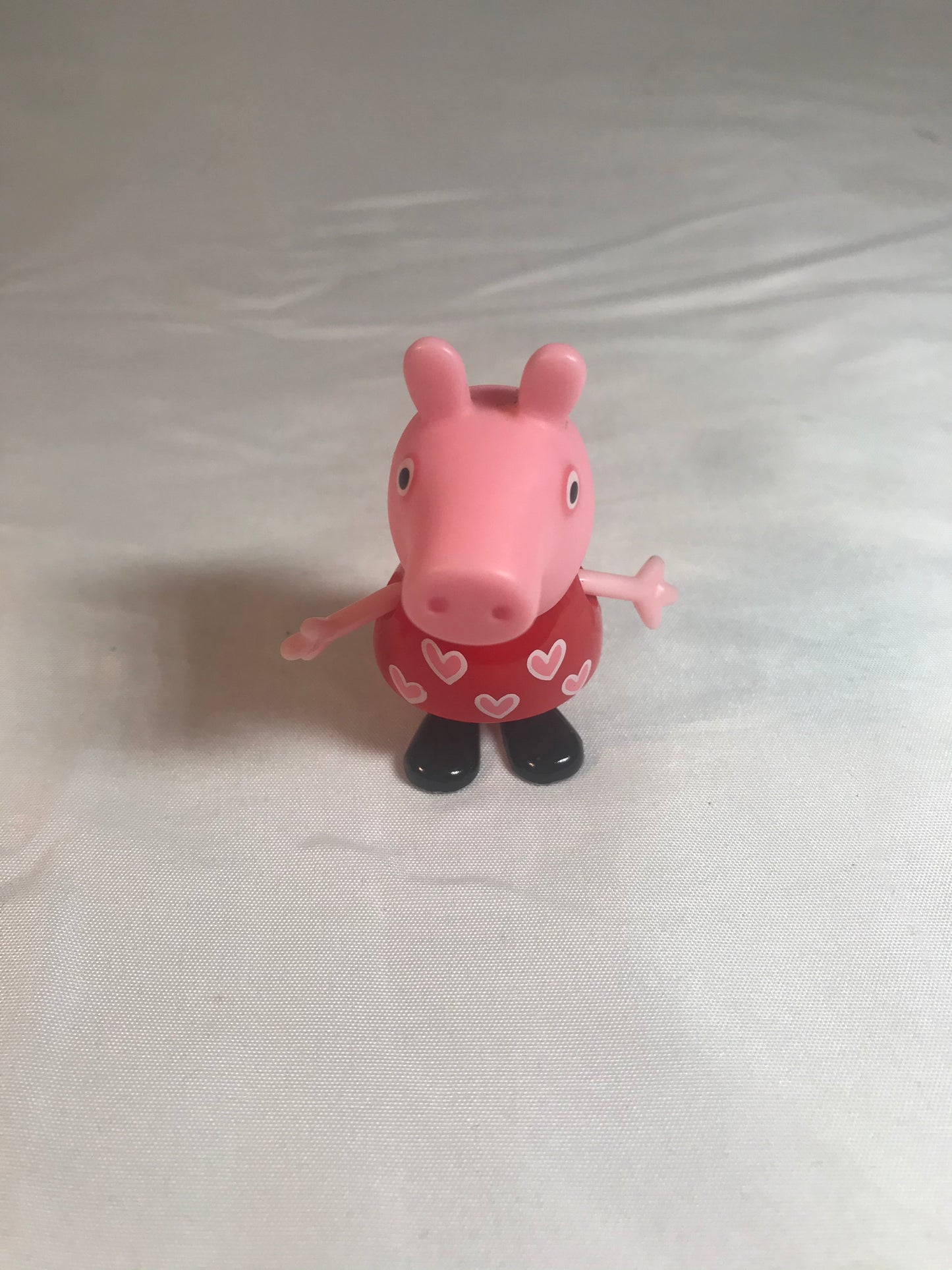 Peppa Pig Red Dress Hearts Mini Figure Jazwares