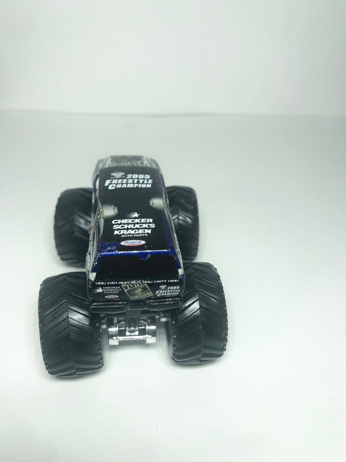 Hot Wheels Monster Jam BOUNTY HUNTER EDGE GLOW 1:64 2005 Freestyle Champion !!!