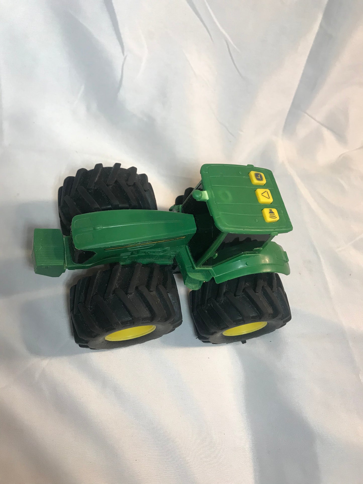 John deer tractor with sounds