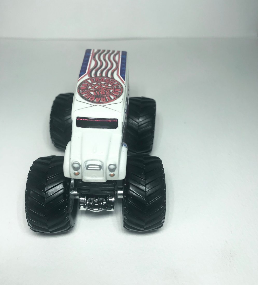 HOT WHEELS MONSTER JAM SPECIAL DELIVERY TRUCK