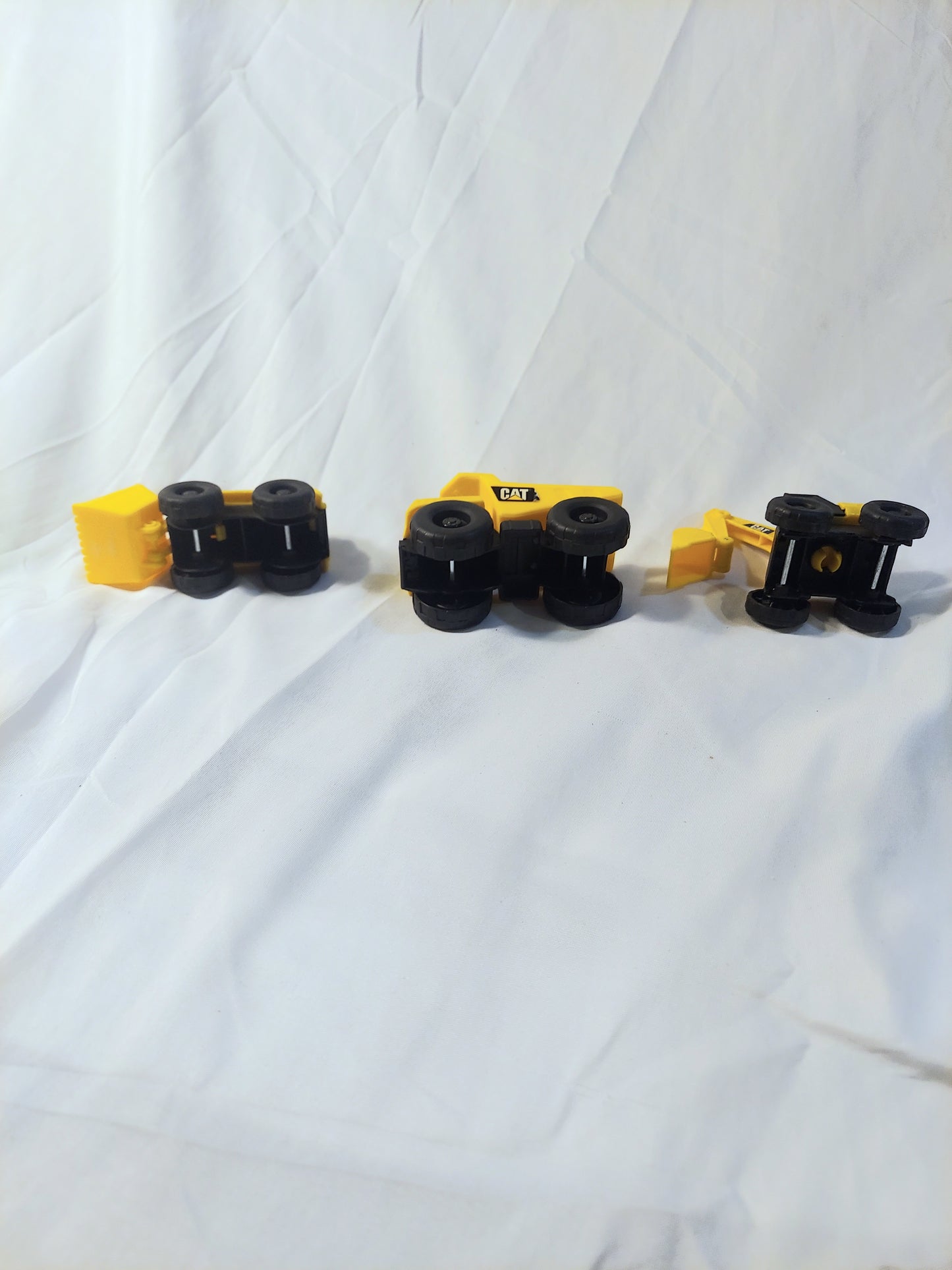 Funrise mini CAT yellow construction vehicle lot