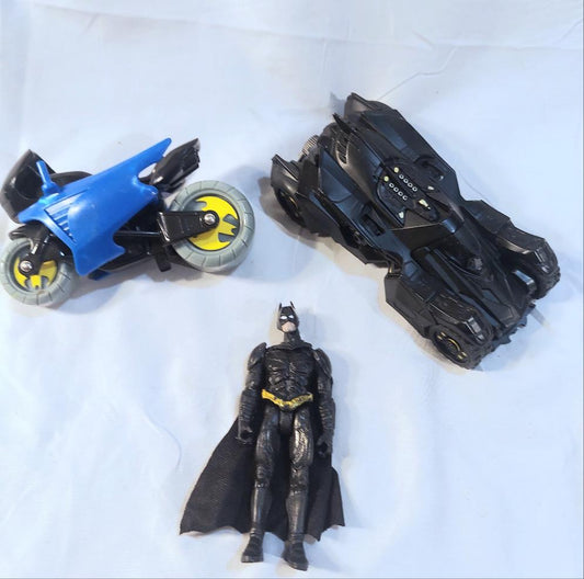 Miscelaneous Batman toy lot of 3