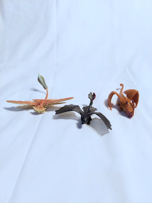 How To Train Your Dragon plastic mini figure lot of 3  2013 DWA Ltd.