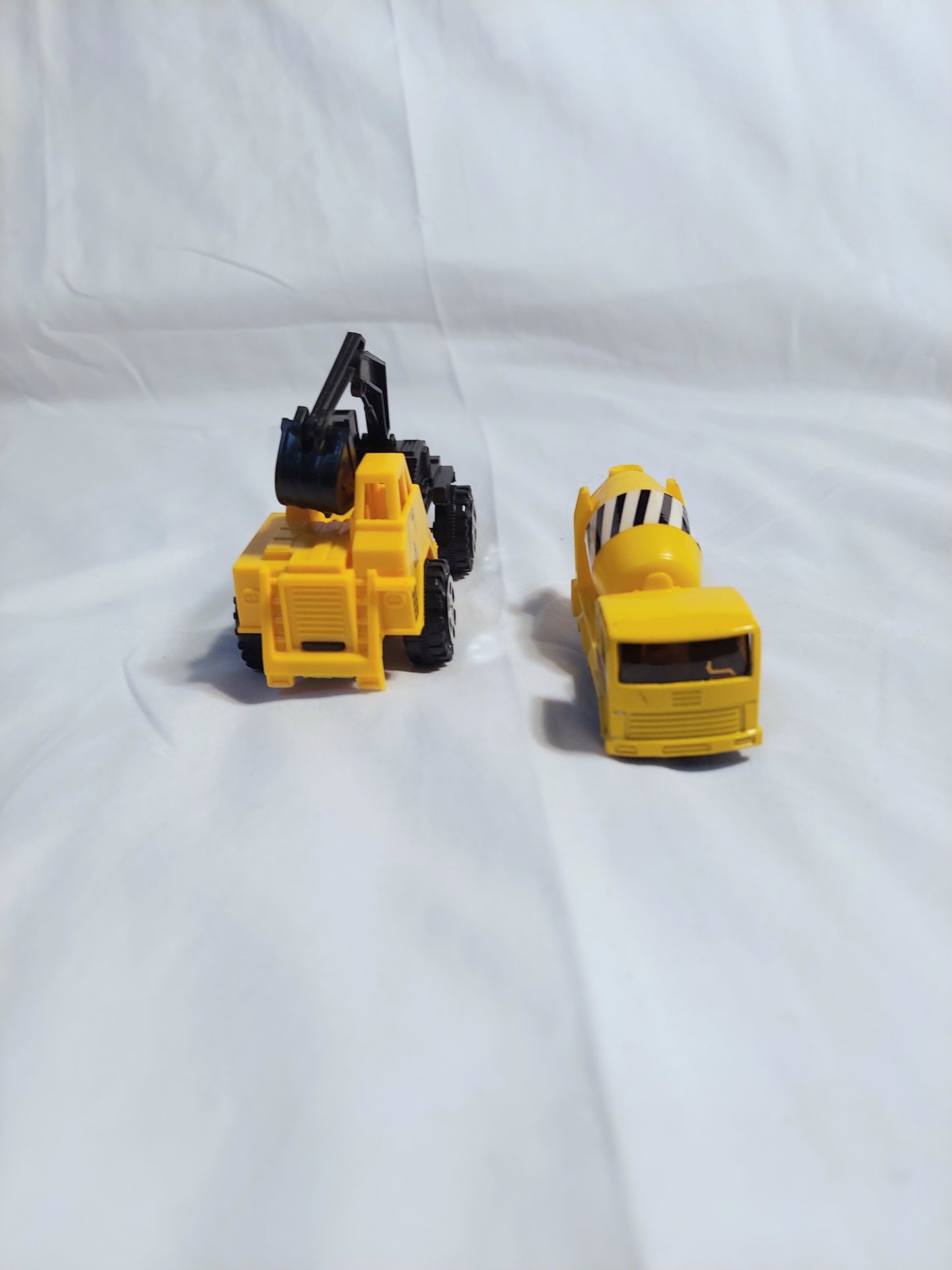 construction vehicle lot of 2