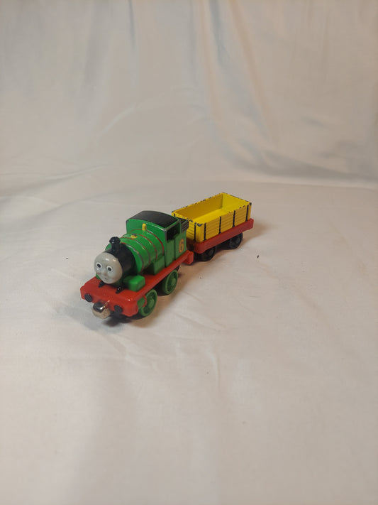 diecast 2002 gullane thomas and friends Percy with yellow car