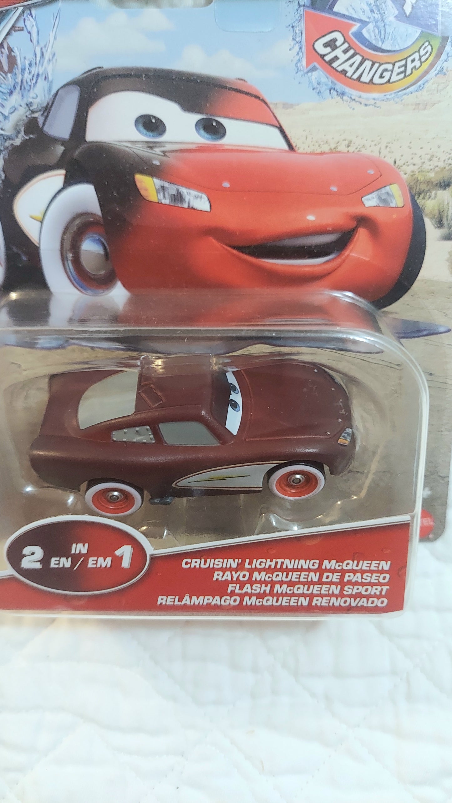 Disney Pixar Cars 2021 Color Changers CRUISIN LIGHTNING MCQUEEN