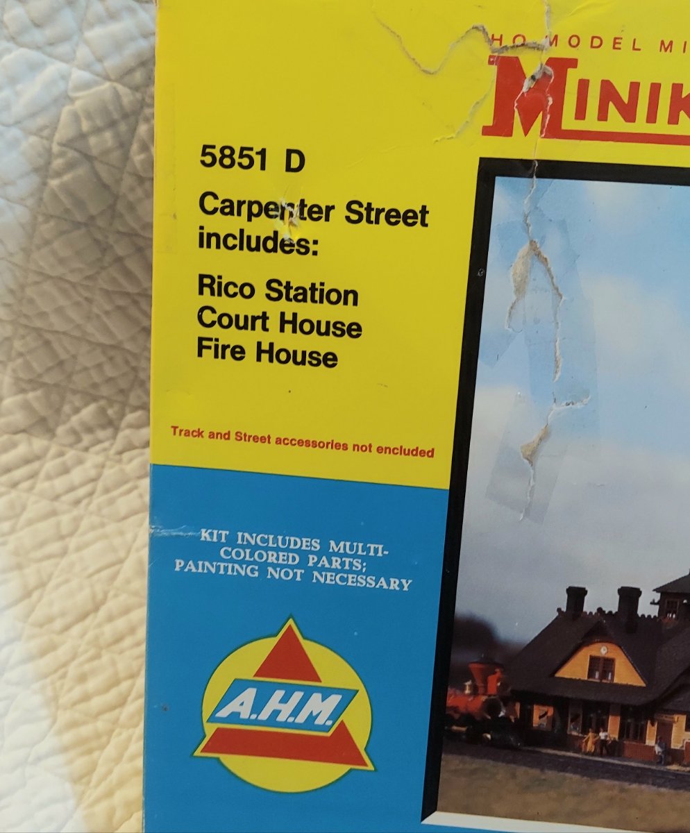 Mini Kit AHM HO 5851 D Carpenter Street Building Set Sealed Rico Station Fire Court House