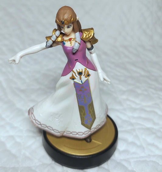 Princess Zelda Nintendo Amiibo Figure Super Smash Bros. / The Legend of Zelda