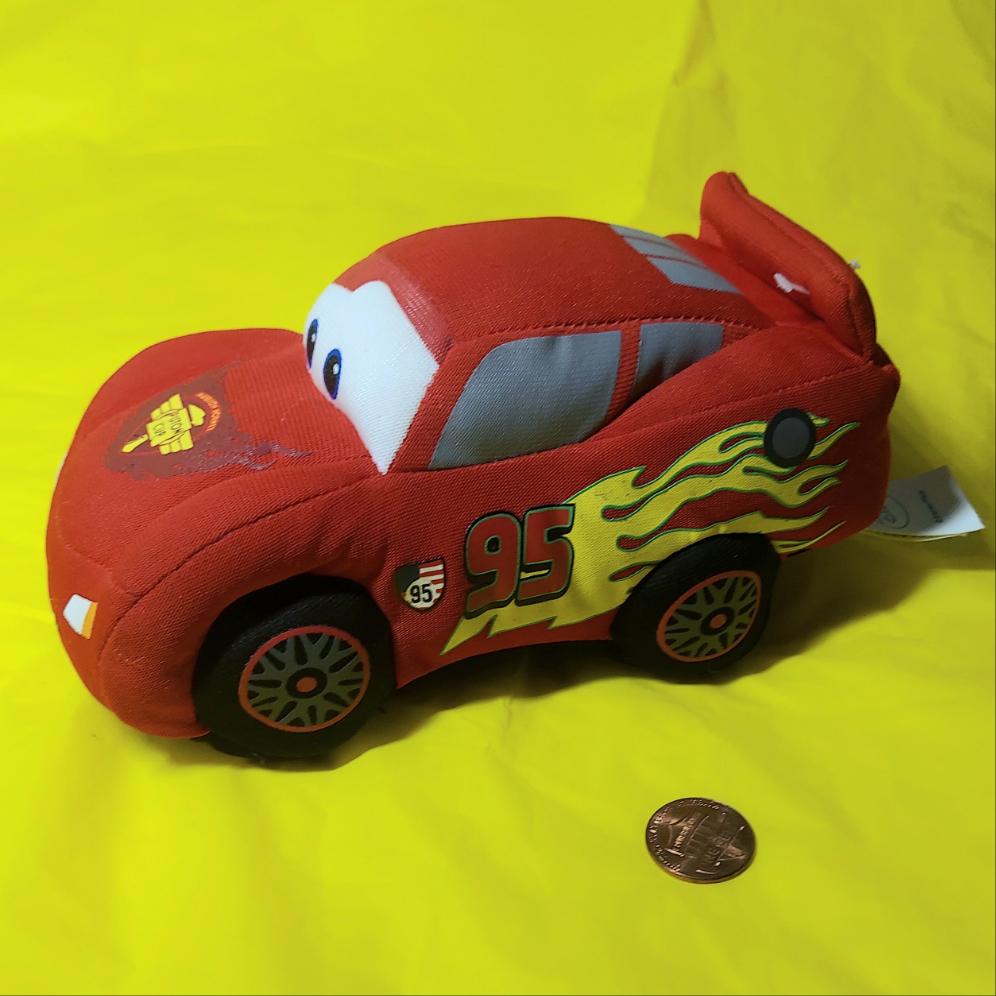 Disney Pixar Lightning Mcqueen hudson hornet piston cup plushy