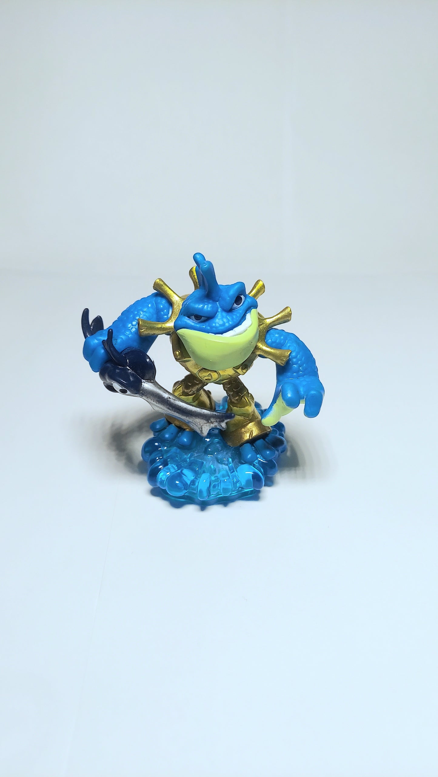 Skylanders Lot of 3 Smolder Dash, Rip Tide, High Volt