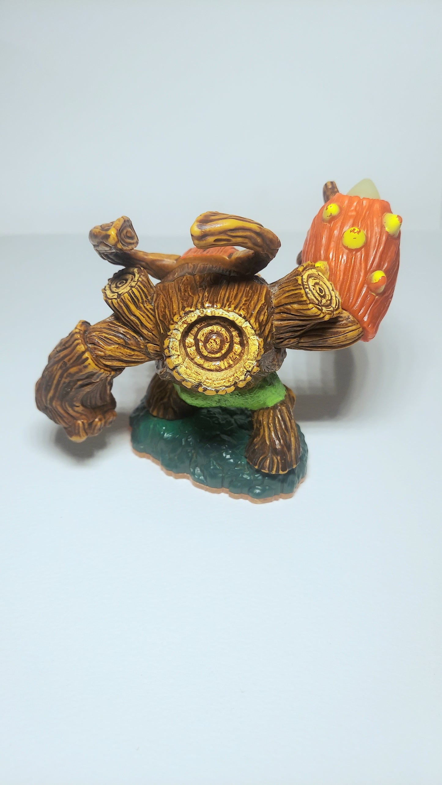 Skylanders Figure Lot Tree Rex and Golden Queen