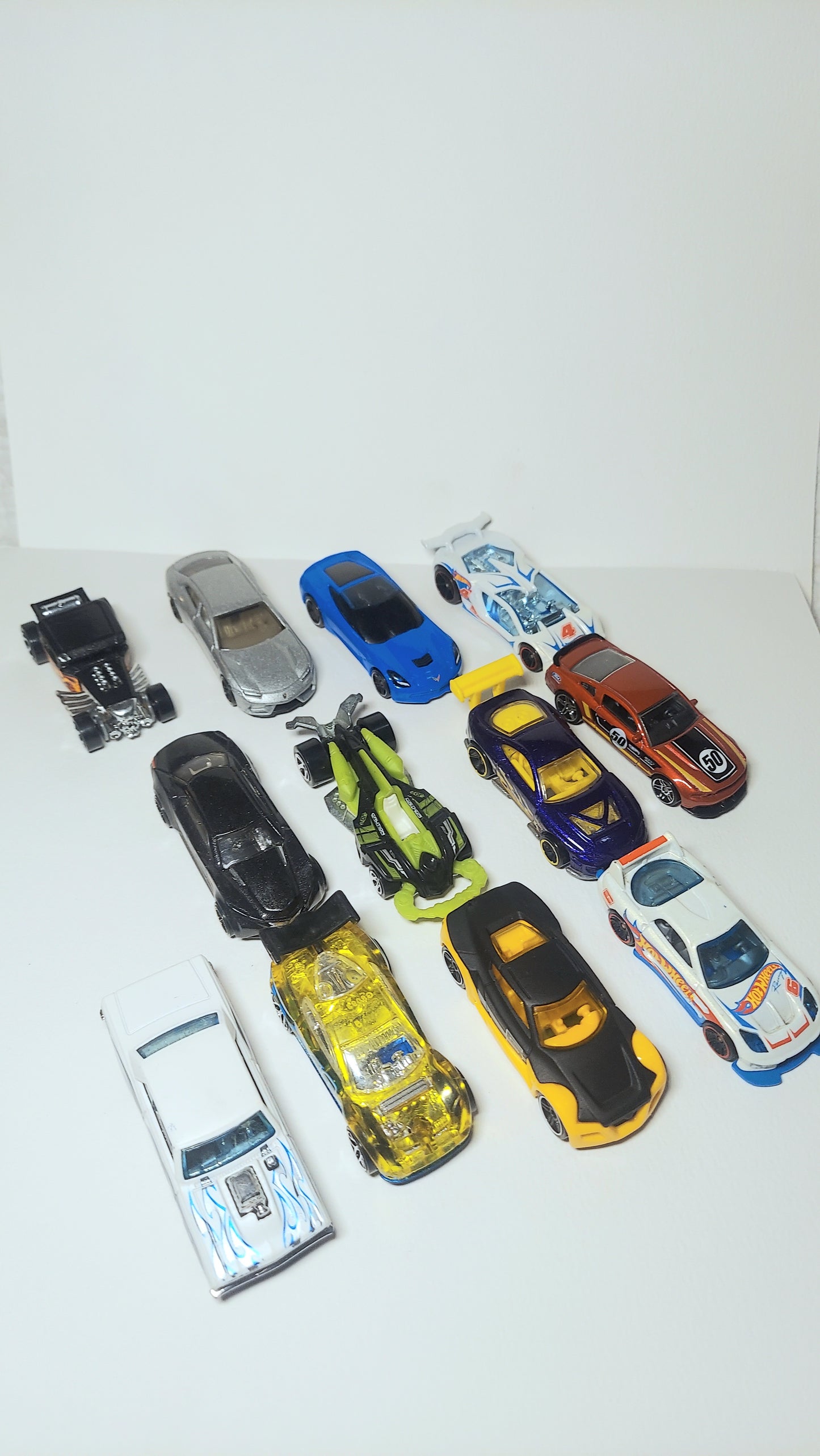 Hotwheels Lot of 12