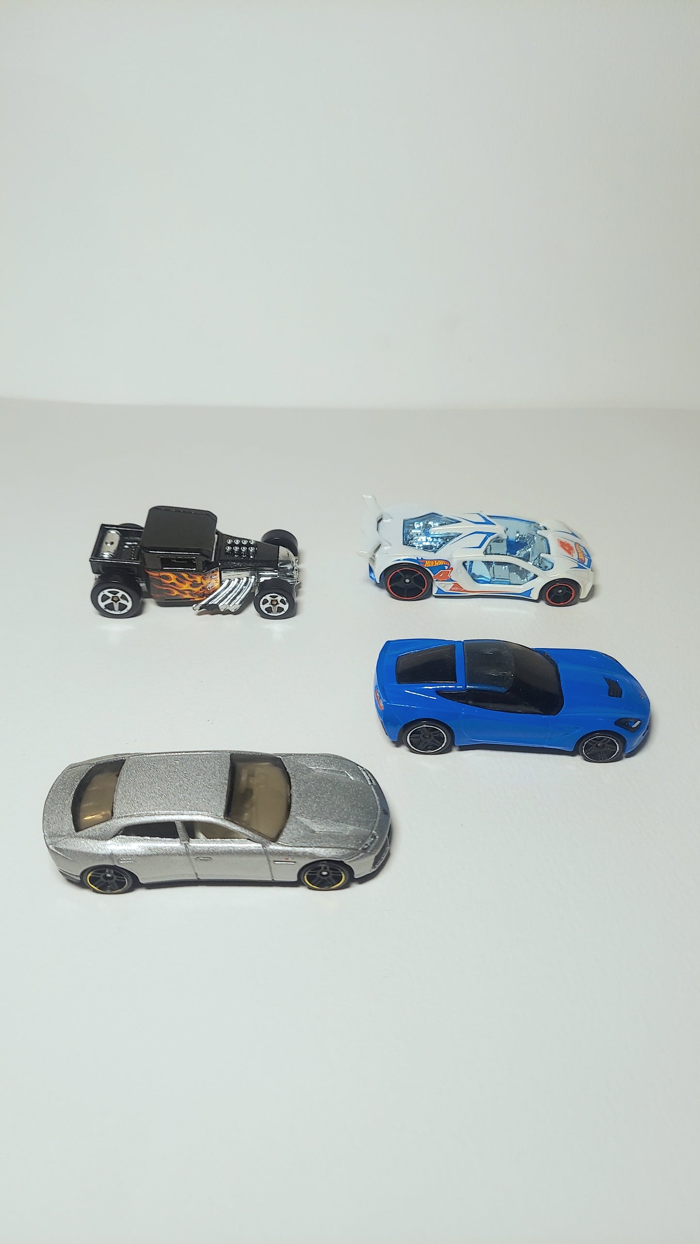 Hotwheels Lot of 12