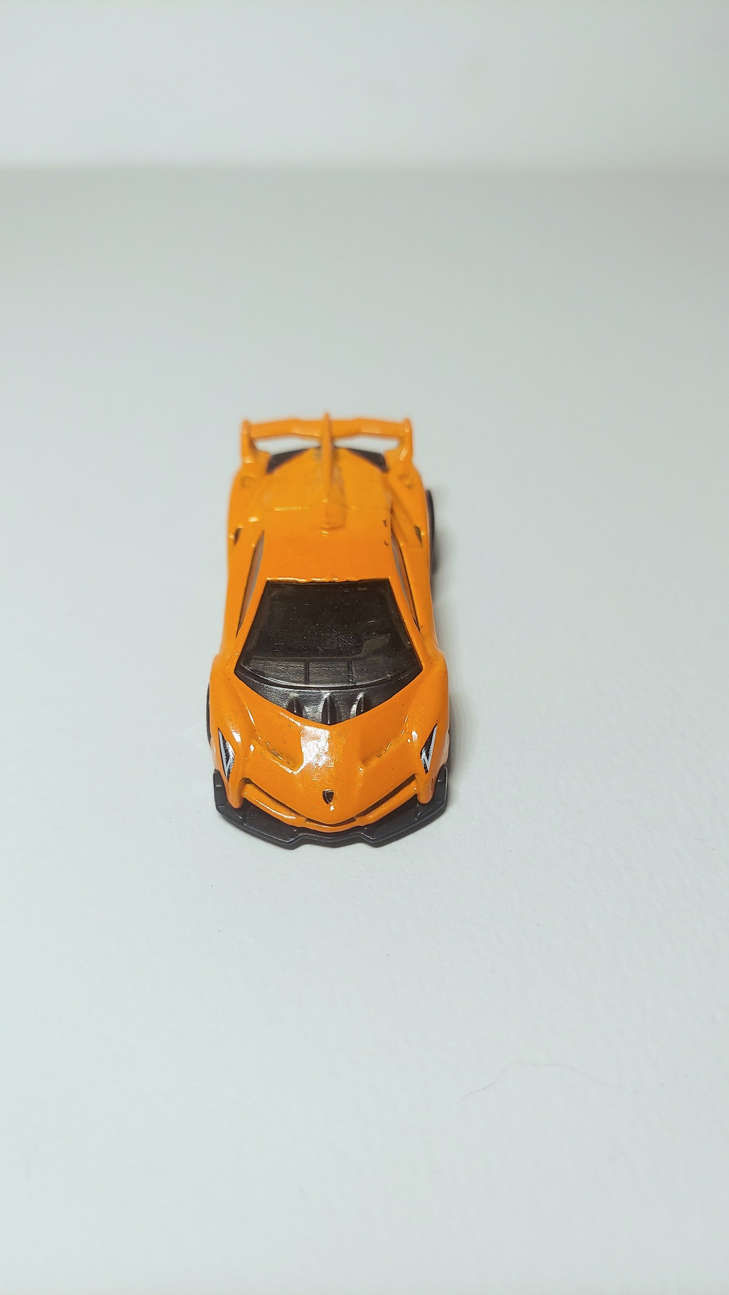 Hot Wheels 2013 Lamborghini Veneno Orange HW CITY