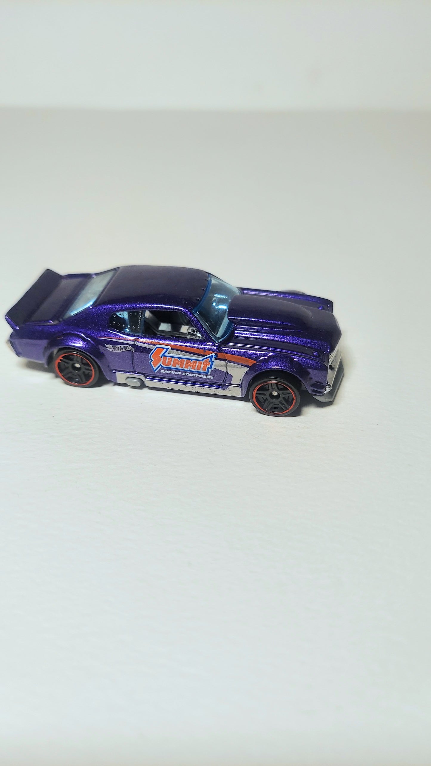 HOT WHEELS 1970 CHEVY CHEVELLE SS LOOSE DIORAMA #202 PURPLE SUMMIT RACING