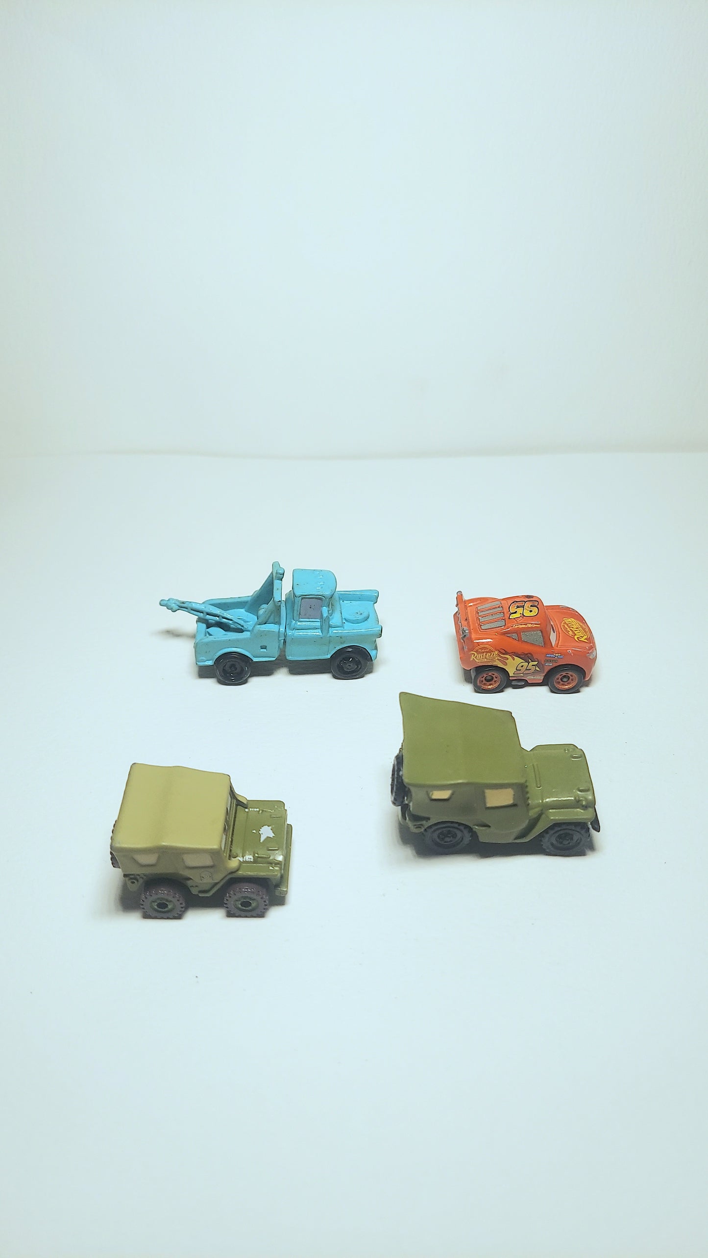 Disney Pixar Cars "tiny" Lot