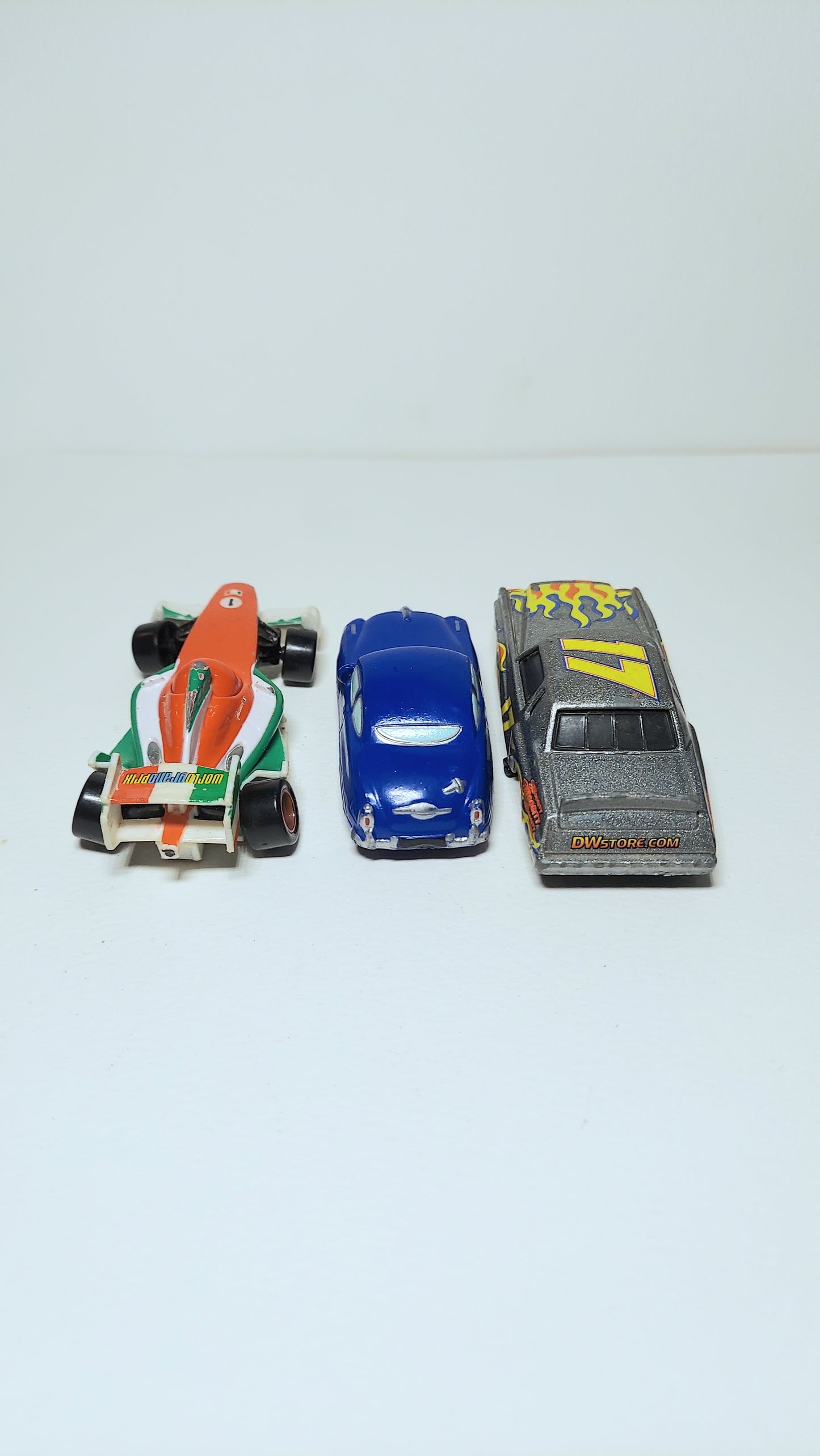 Disney Pixar Cars Lot Francesco Bernoulli, Fabulous Hudson Hornet, Darrell Cartrip