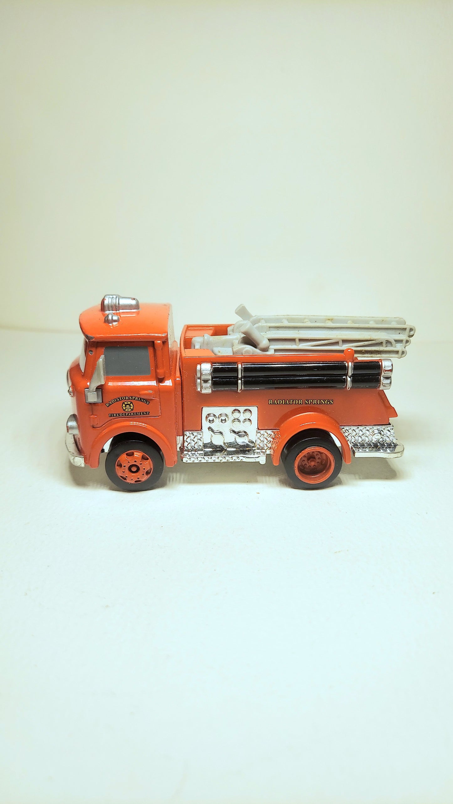 Disney Pixar Cars Red Fire Truck Radiator Springs Diecast