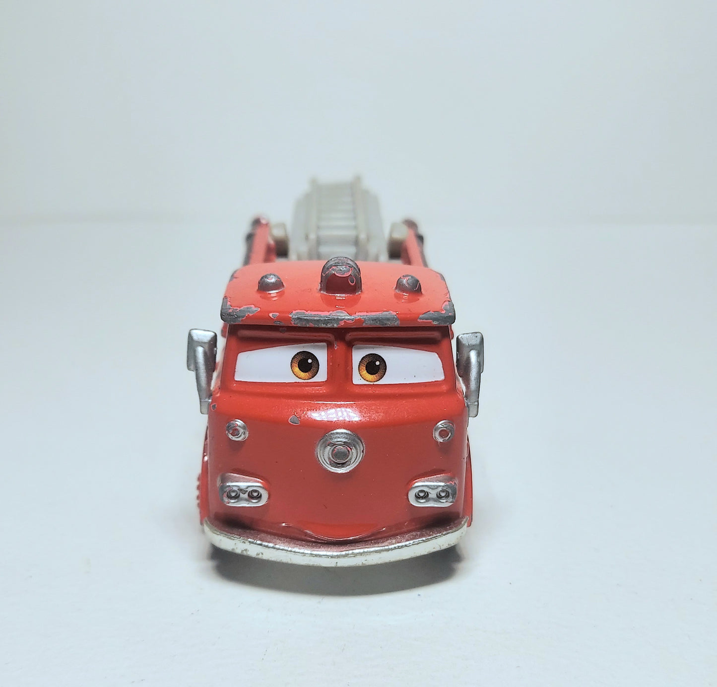 Disney Cars Red Fire Engine Truck Diecast Radiator Springs Mattel 3056A