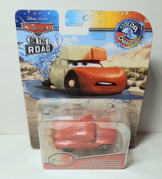 Disney Pixar 2022 Cars On The Road Color Changers CAVE LIGHTNING MCQUEEN HDM67