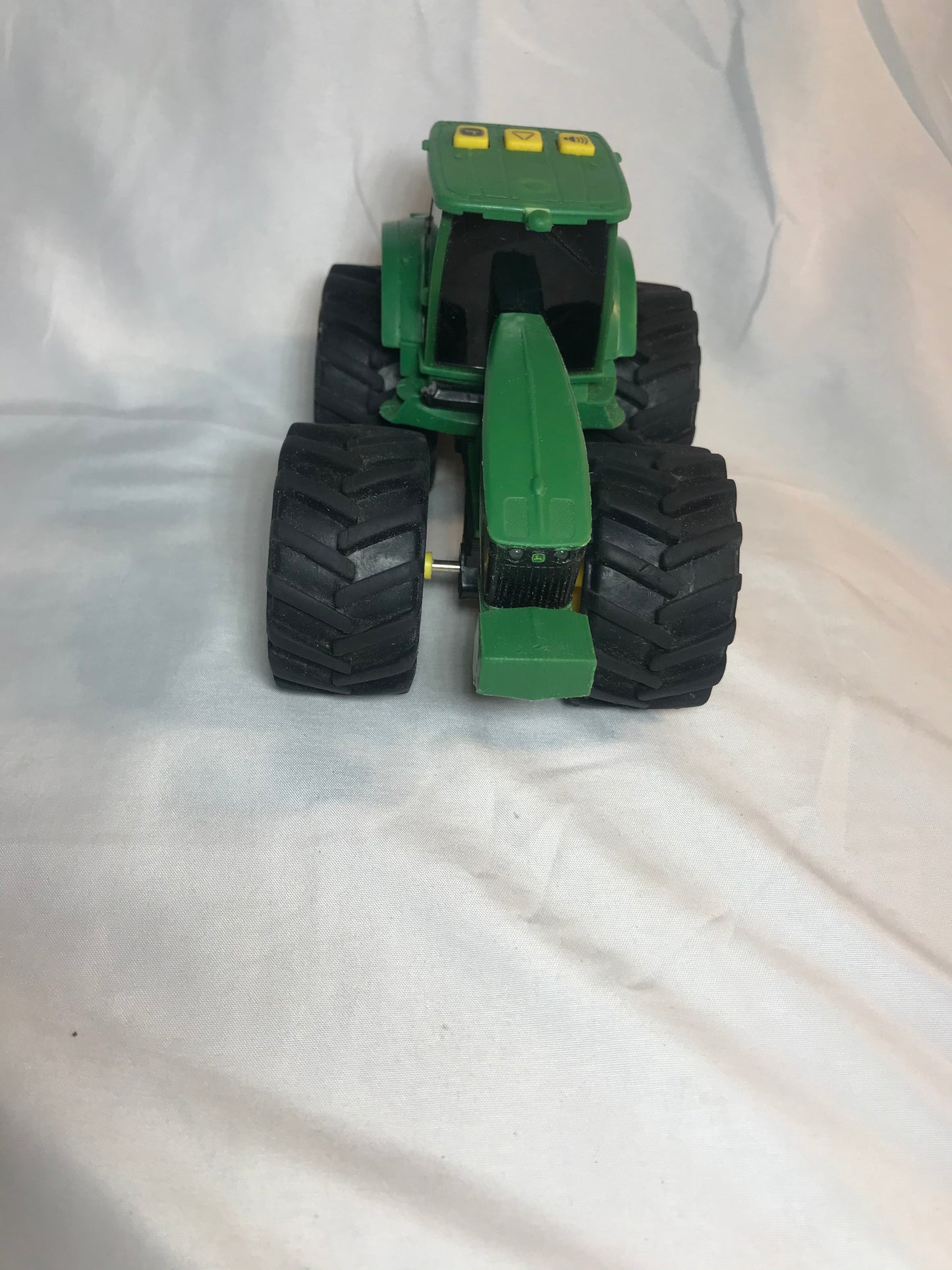 John deer tractor with sounds