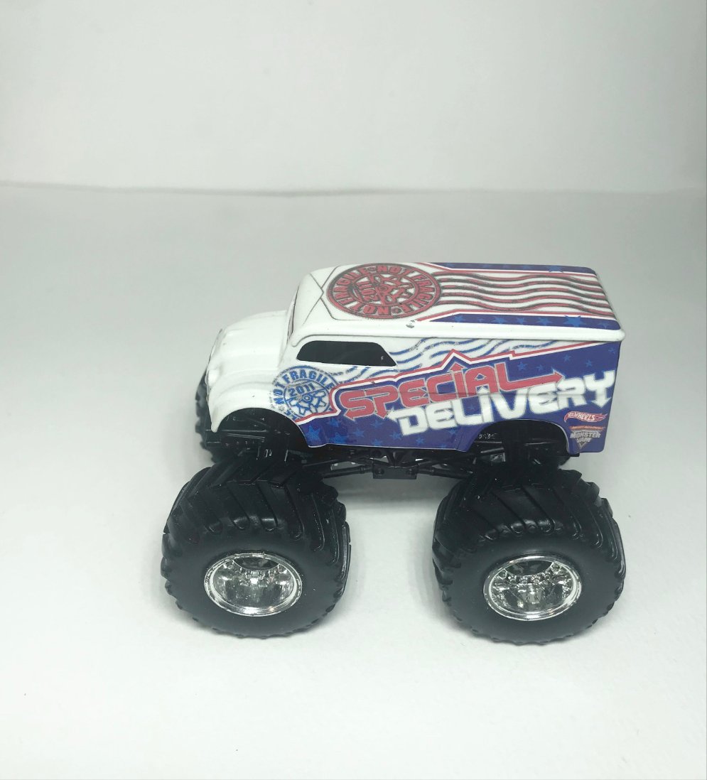 HOT WHEELS MONSTER JAM SPECIAL DELIVERY TRUCK