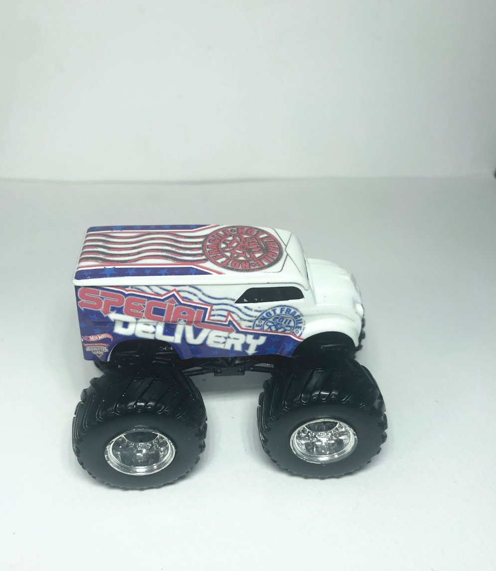 HOT WHEELS MONSTER JAM SPECIAL DELIVERY TRUCK