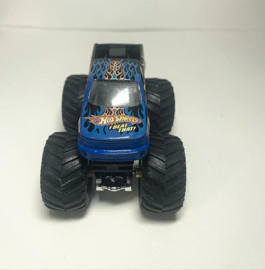 Team Hot Wheels Monster Jam Truck 1/64 Diecast Spectraflames Firestorm Beat That