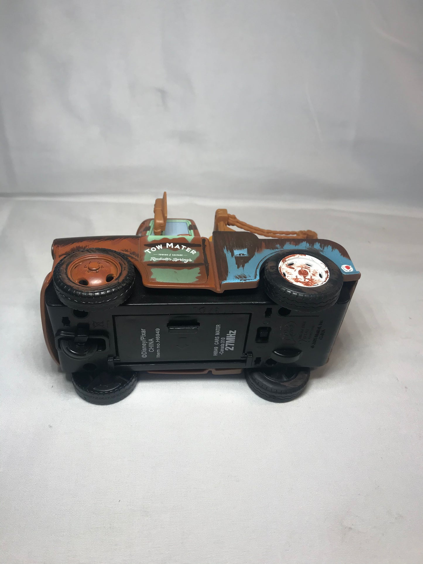 Disney Pixar Cars Tow Mater Radio Remote Control H6949 2006 R/C Tyco