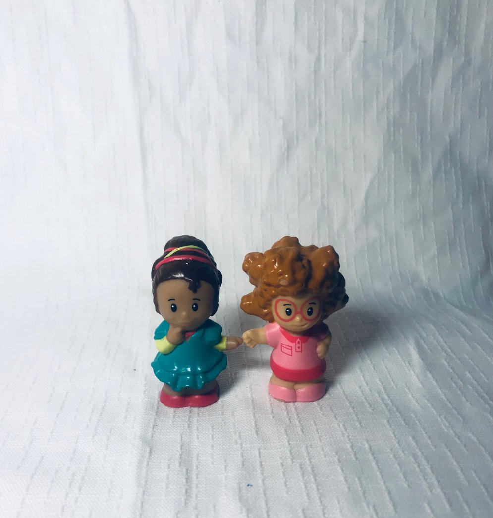 Fisher Price Little People  2 girls  toy