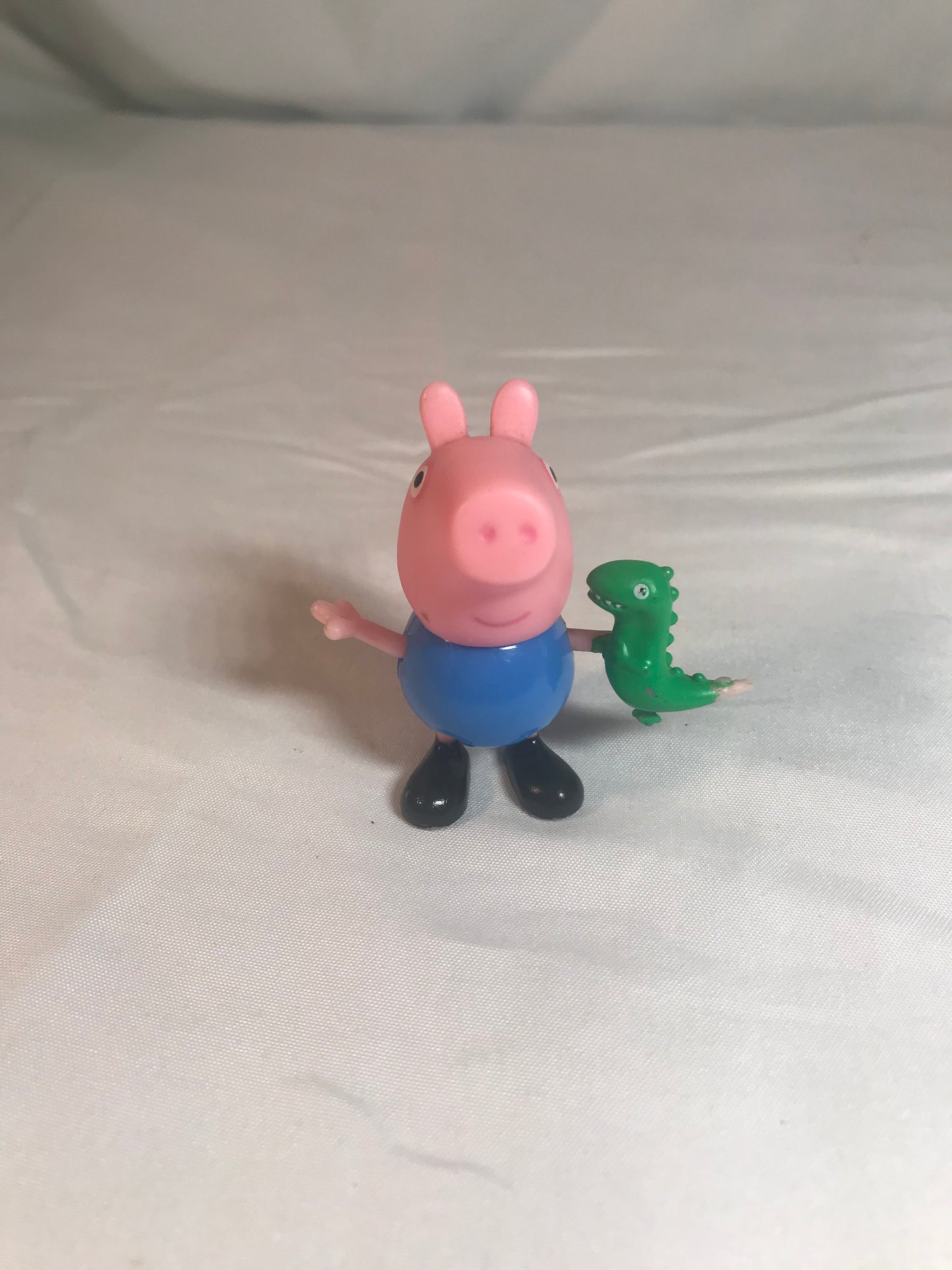 DISNEY PEPPA PIG 2" TOY FIGURE CAKE TOPPER