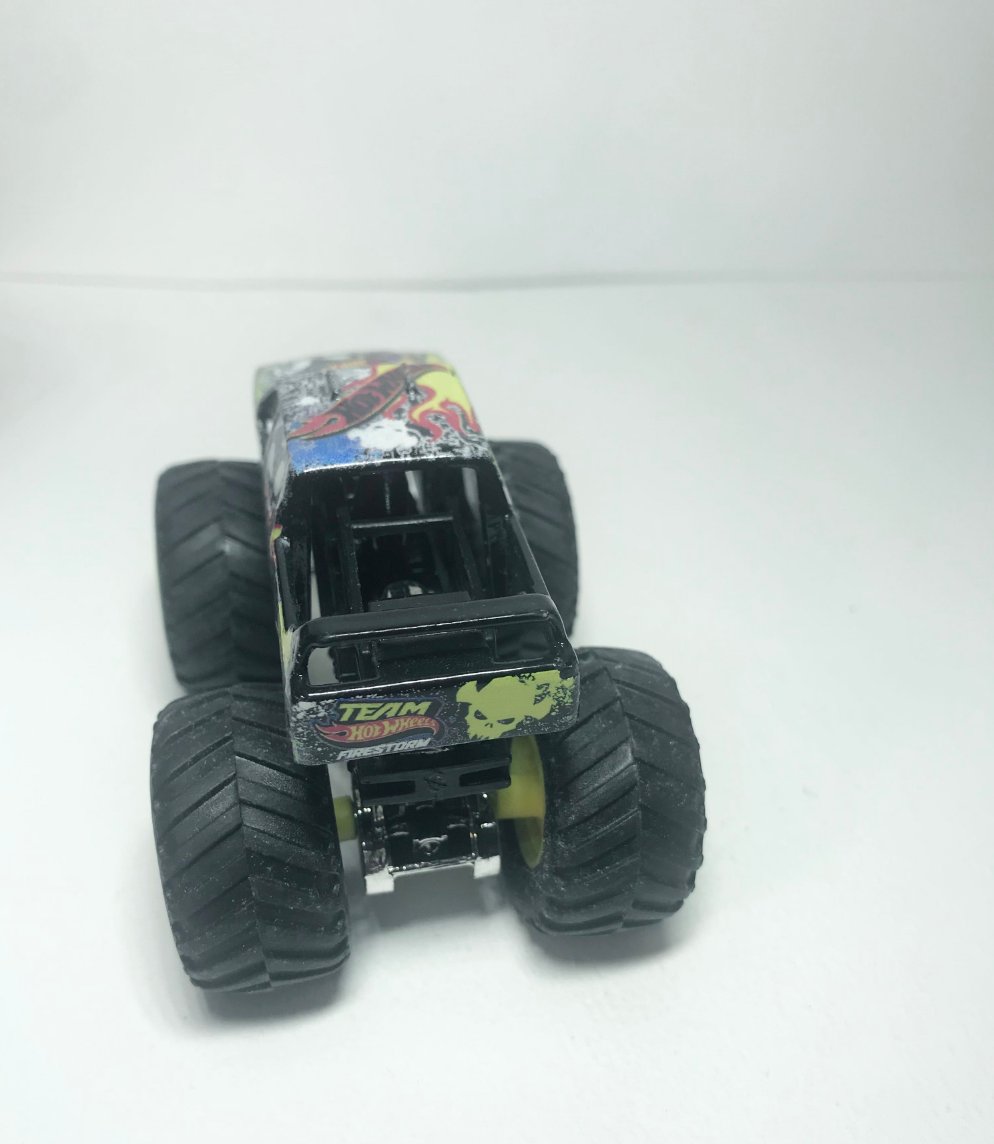 Team HOT WHEELS Die Cast Monster Truck 1:64 Collectible Toy 2018