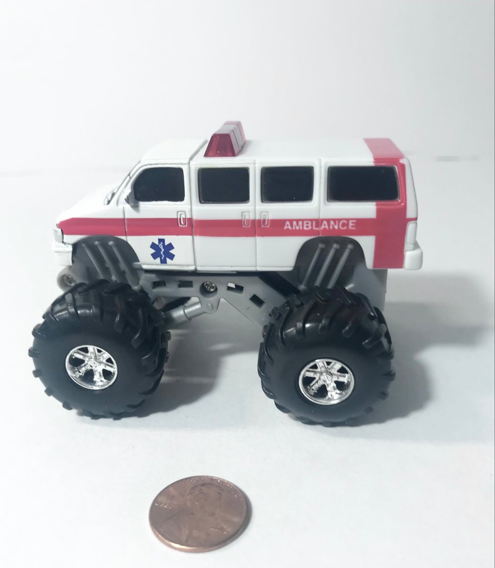 Fun Stuff Big Wheel Emergency Ambulance Pullback Toy Vehicle with Lights and Sound - 3.5"